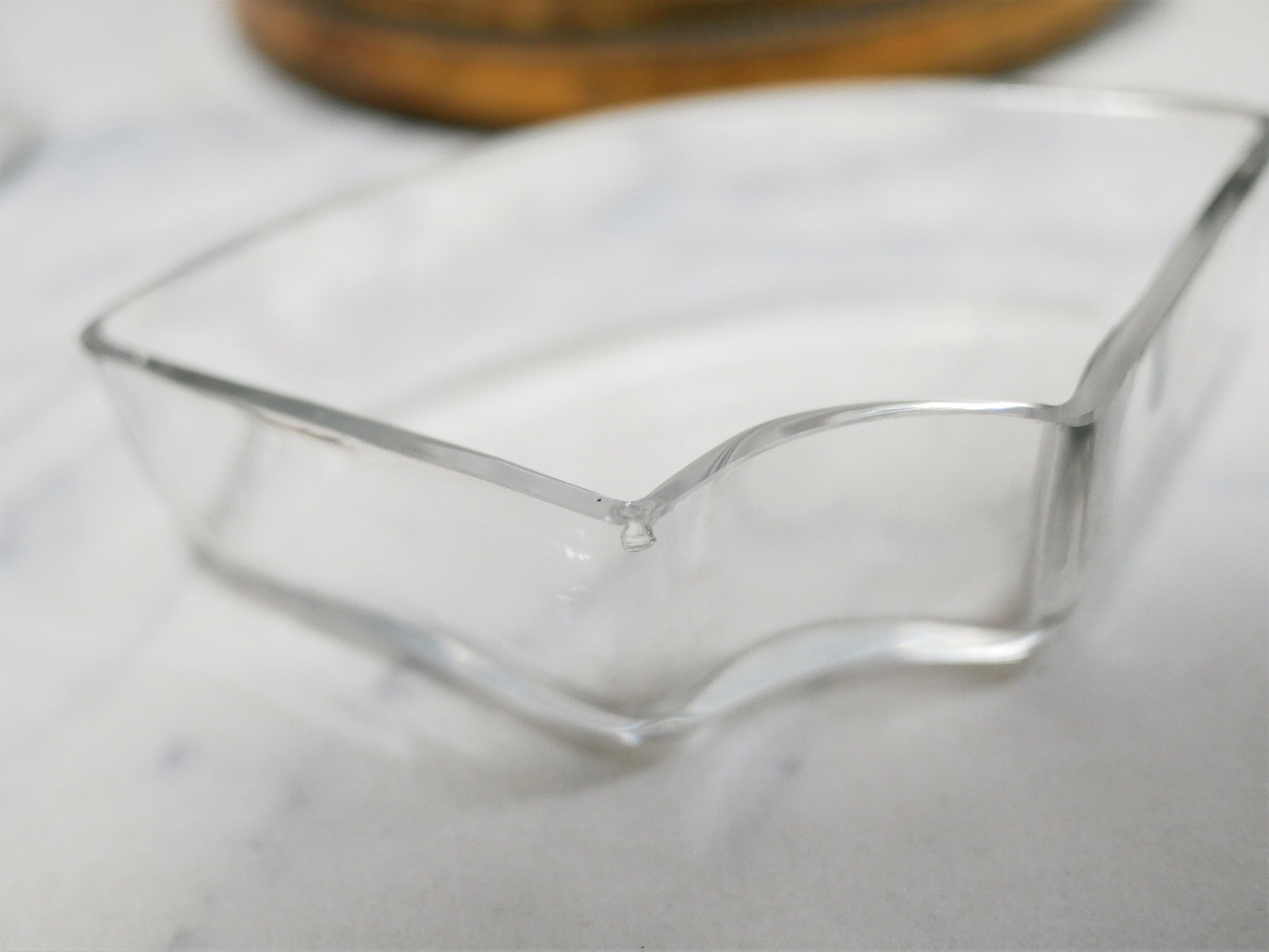 Vintage aperitif serving tray in brass and glass