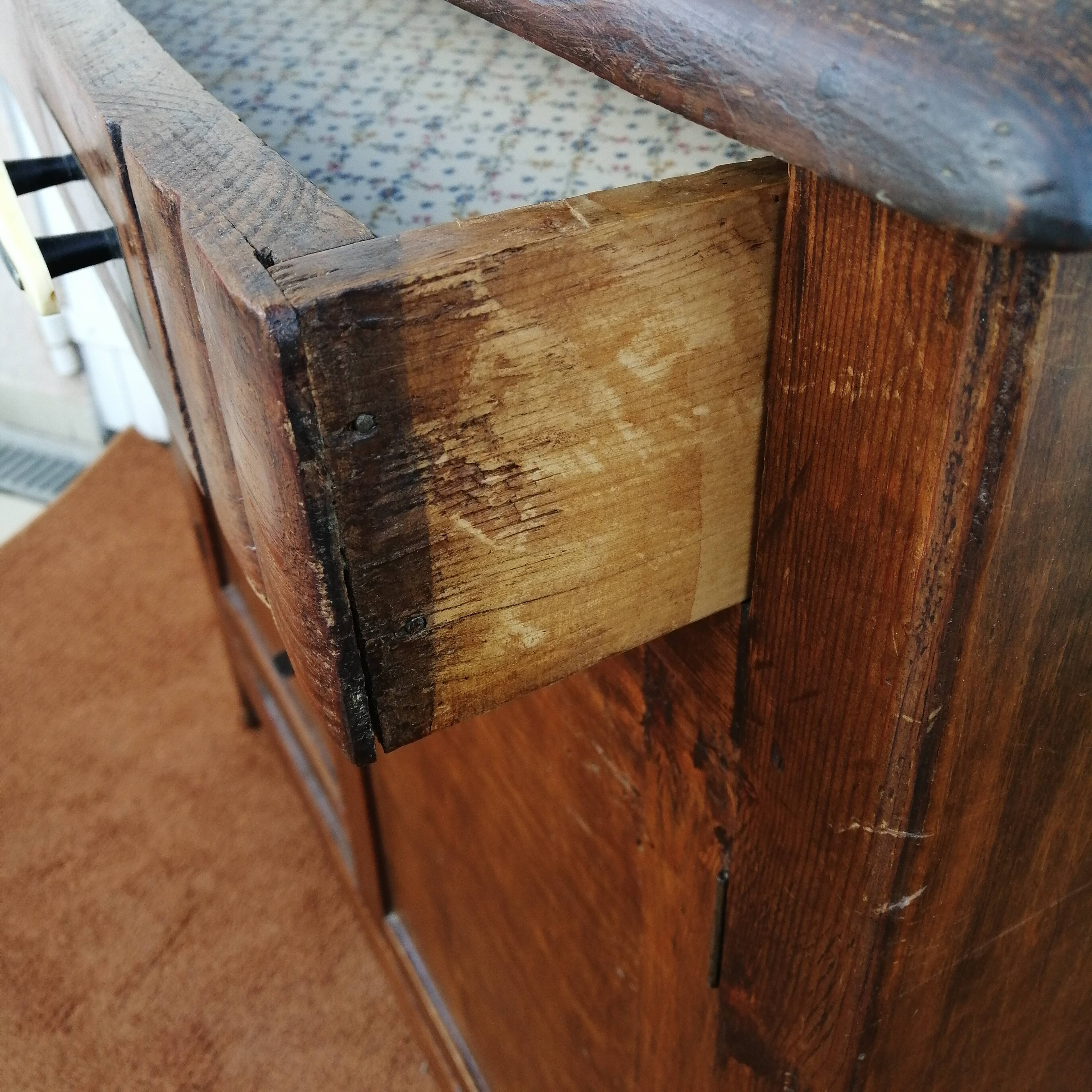 1950s Parisian style buffet