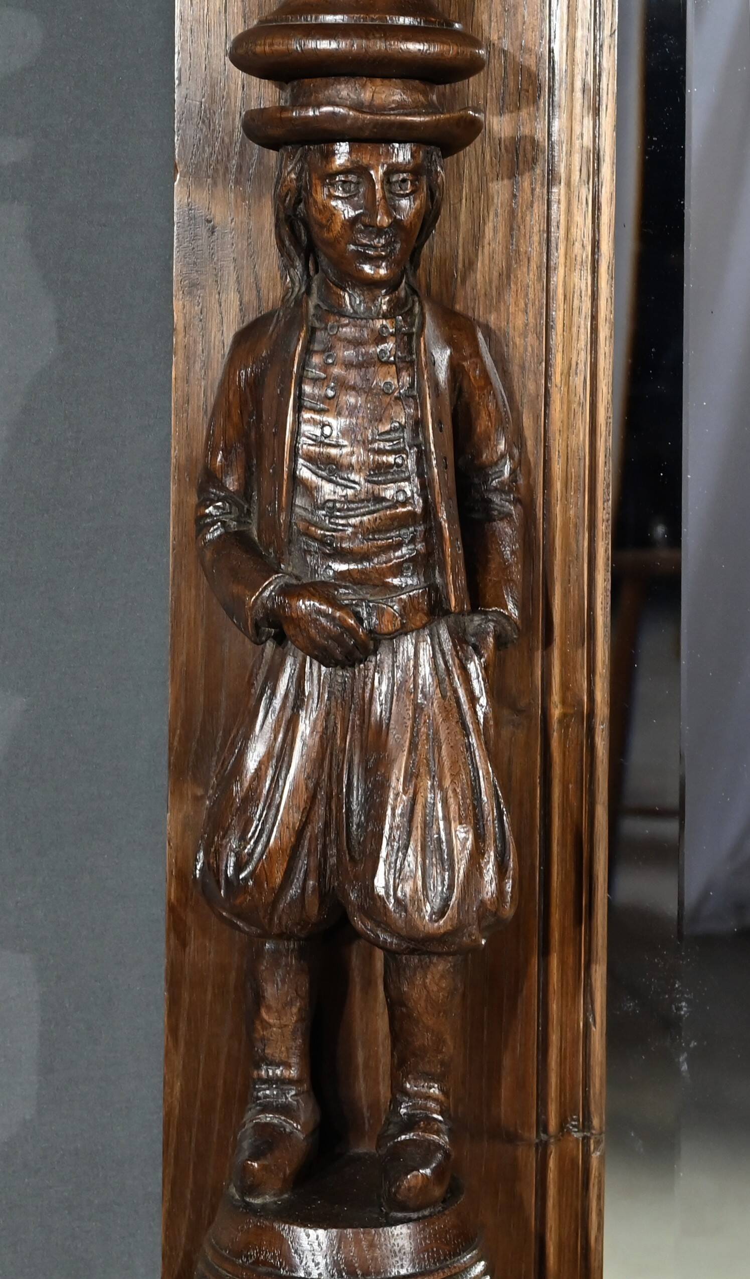 Important Regional Oak Mirror – Early 20th Century