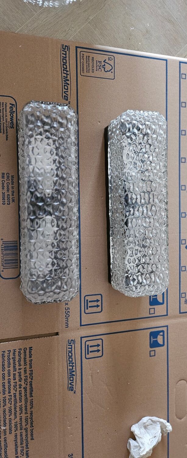 Set of 2 wall sconces