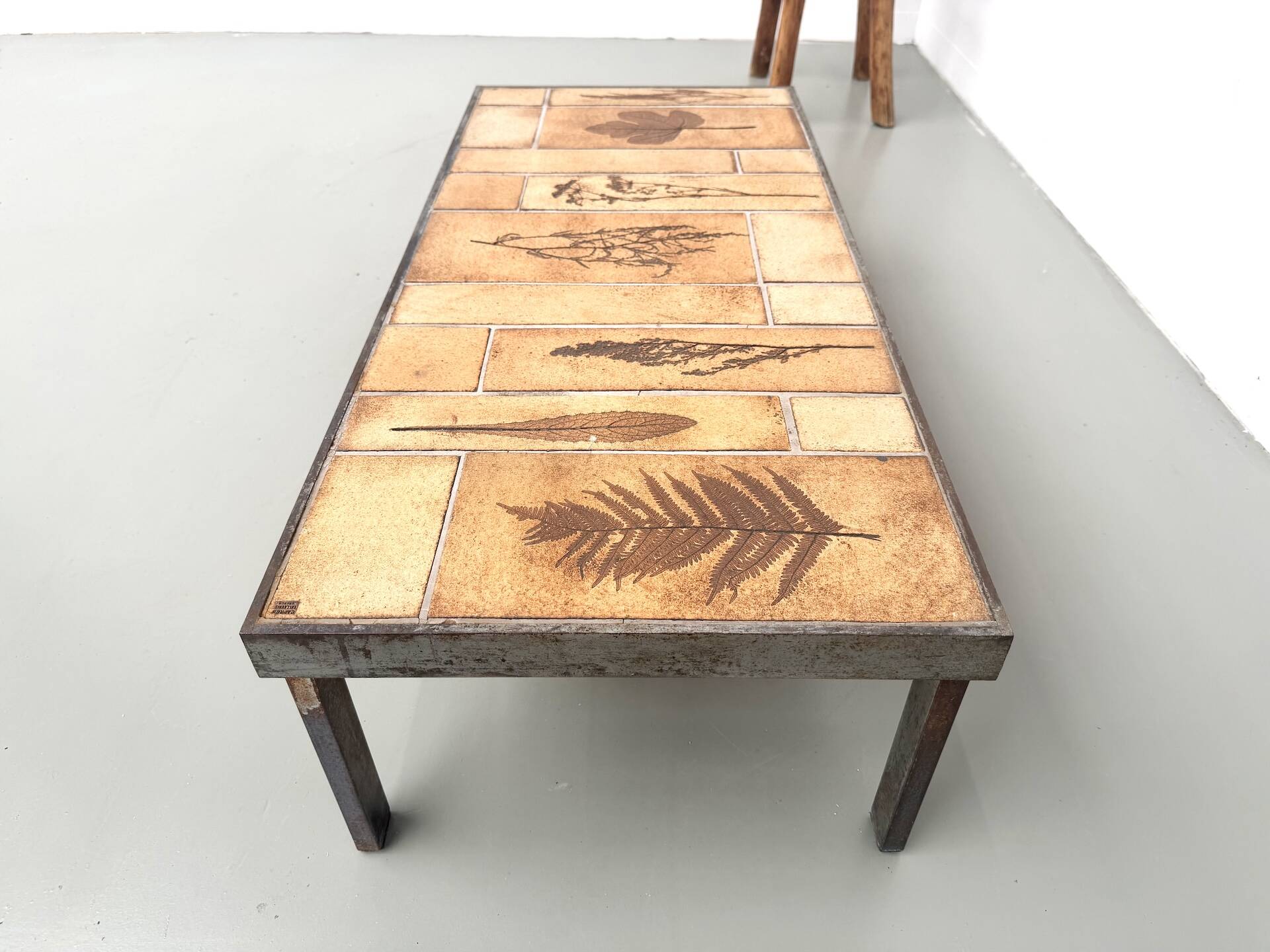 Table basse Roger Capron, Vallauris
