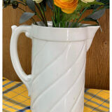 Very large earthenware pitcher / vase