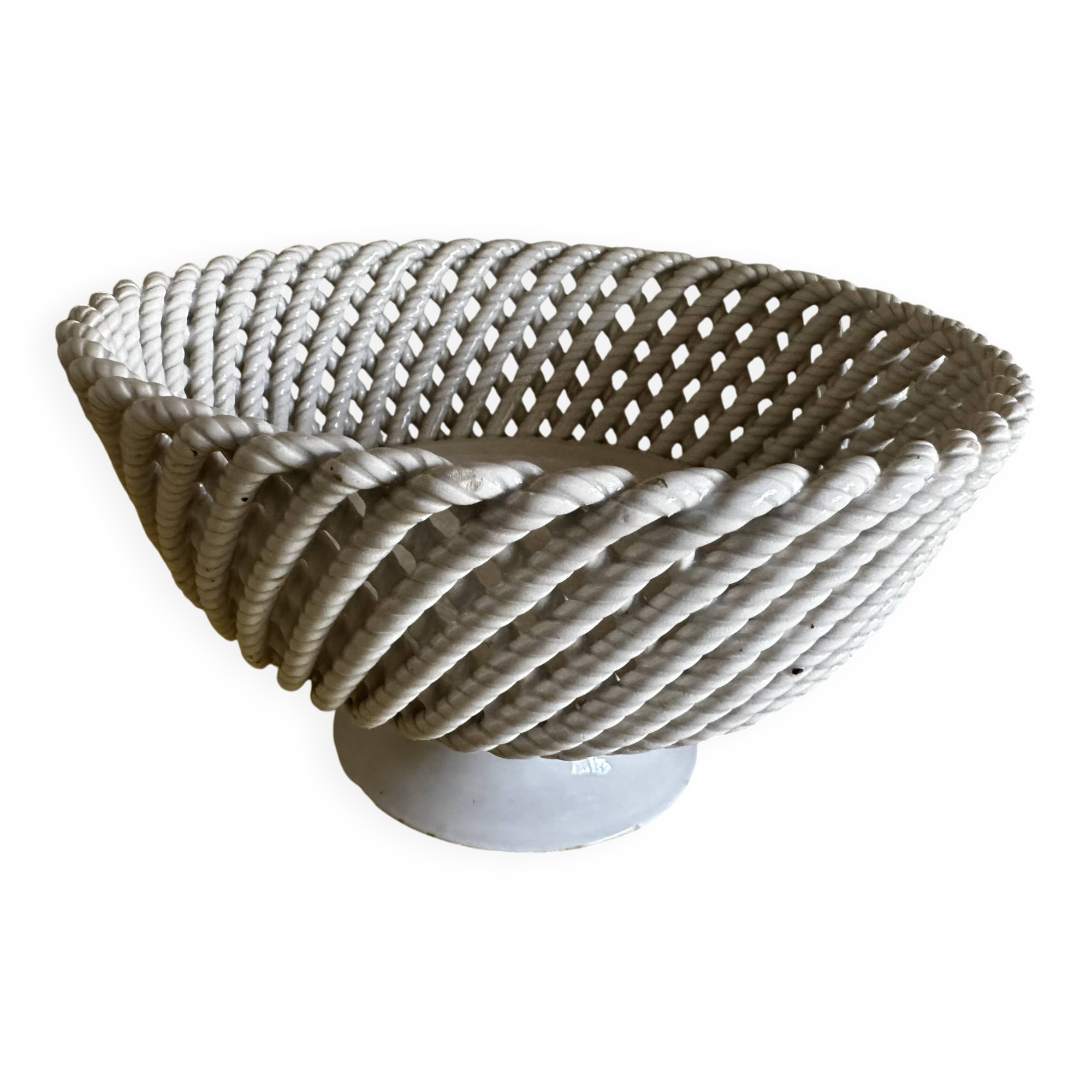 Mid-century woven ceramic basket / empty pocket, diameter 19 cm