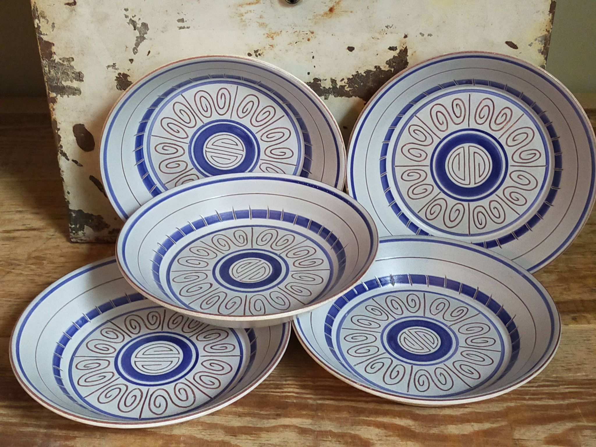 Cinq assiettes creuses céramiques M.B.F.A  PORNIC vintages service Daphné