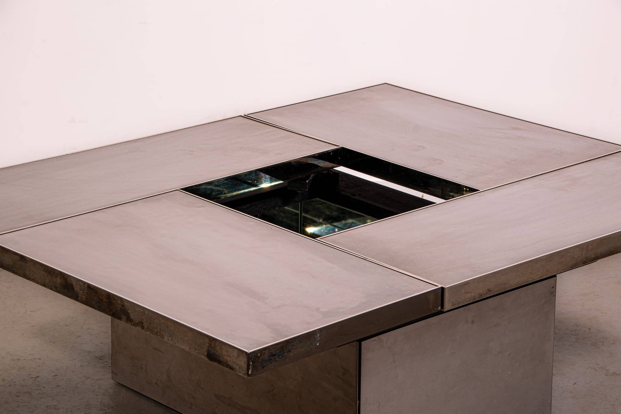 Table basse Belgo en métal brossé chromé