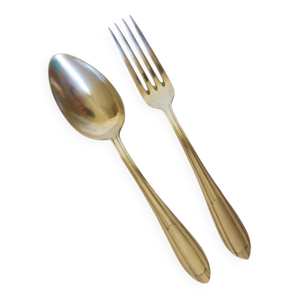 1 cuillères à soupe et 1 fourchette en métal argenté vintage