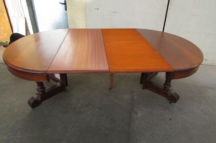 Mahogany table, 1890/1900