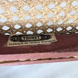 Nursing chair Thonet – Icon of bent wood and Viennese design