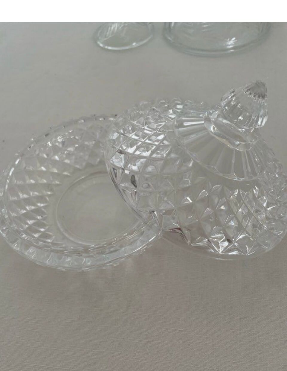 Bonbonnière, sugar bowl Crystal d'Arques