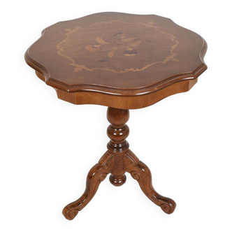 Pedestal table or side table, carved wooden legs, inlaid veneer on the top.