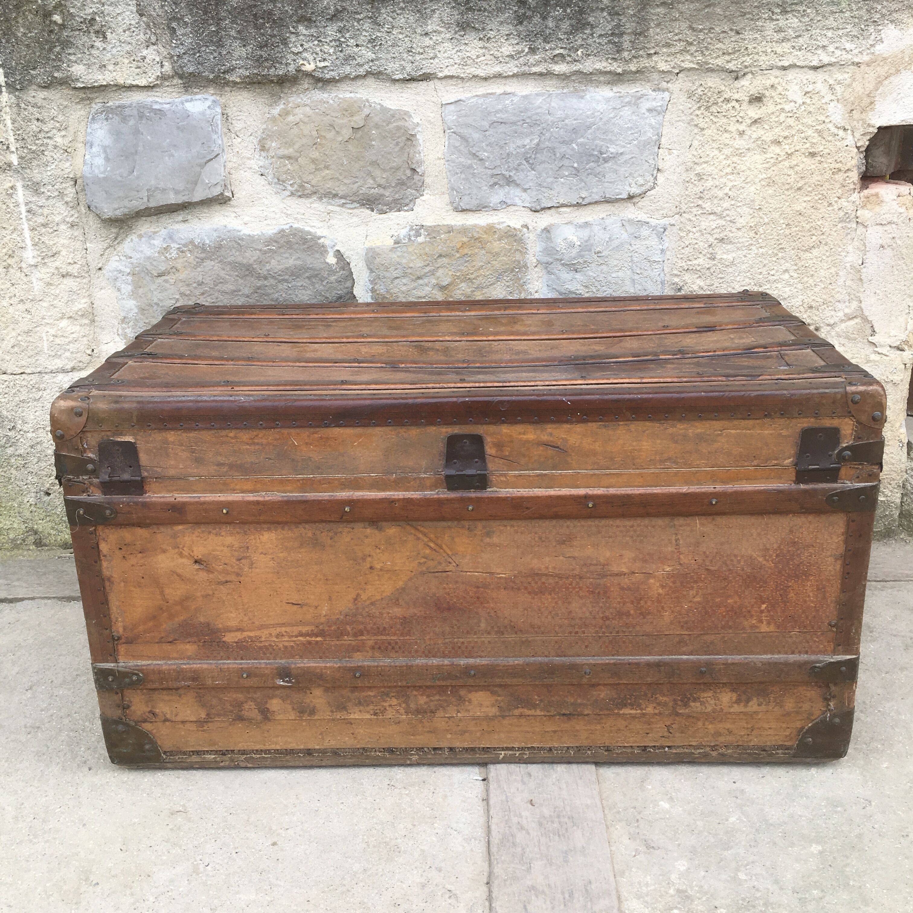 Travel trunk 1900 leather and wood