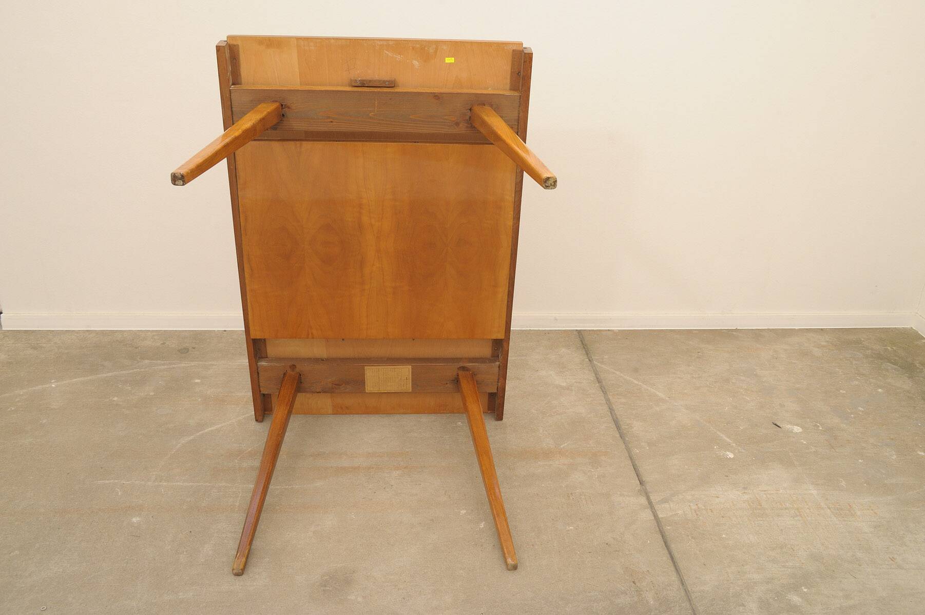 Table à manger pliante vintage par František Jirák pour Tatra nábytok, 1970