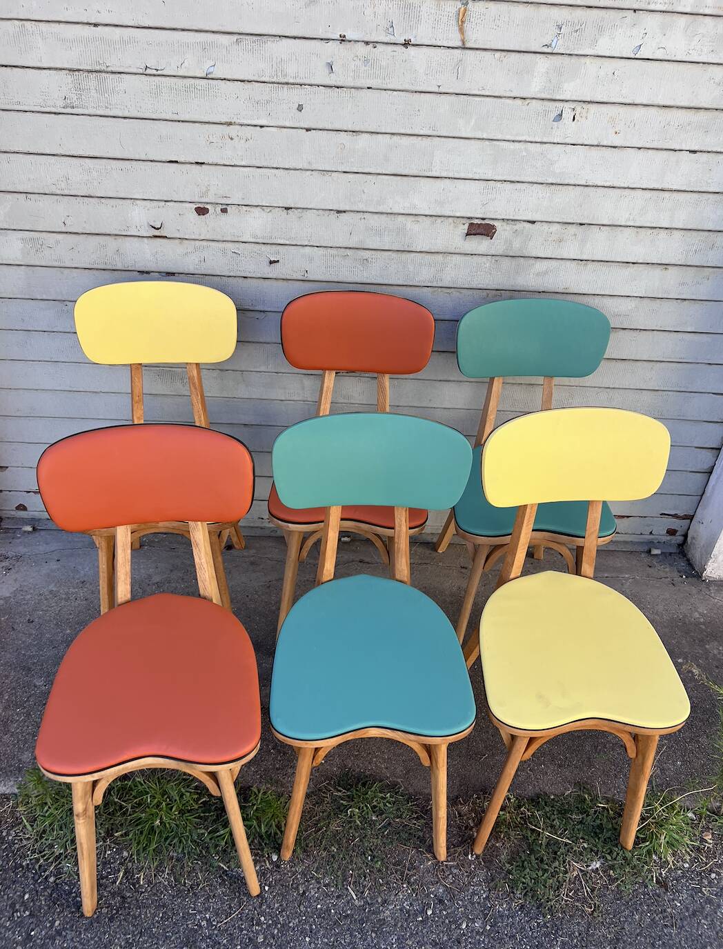(Lot) 6 Multicoloured Compass Leg Chairs