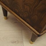 Commode en noyer, design danois, années 1960, production : Danemark