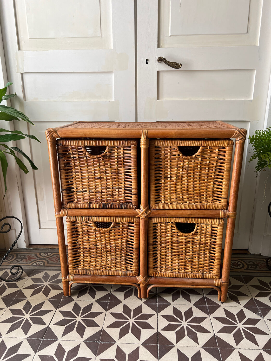 Rattan chest of drawers lockers