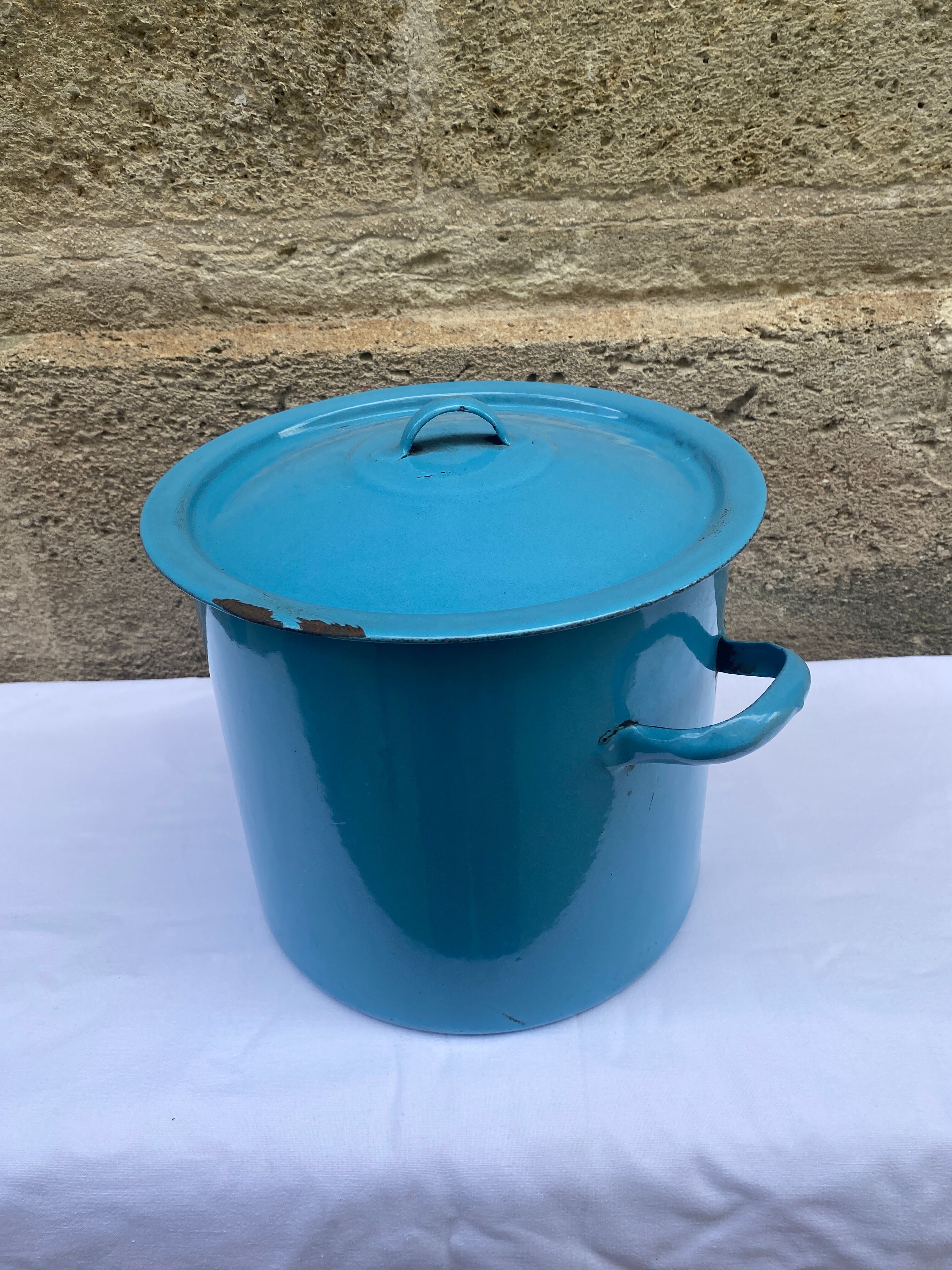 Old Blue Enamelled Pot