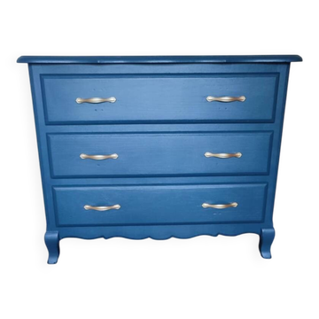 Chest of drawers in solid oak painted blue