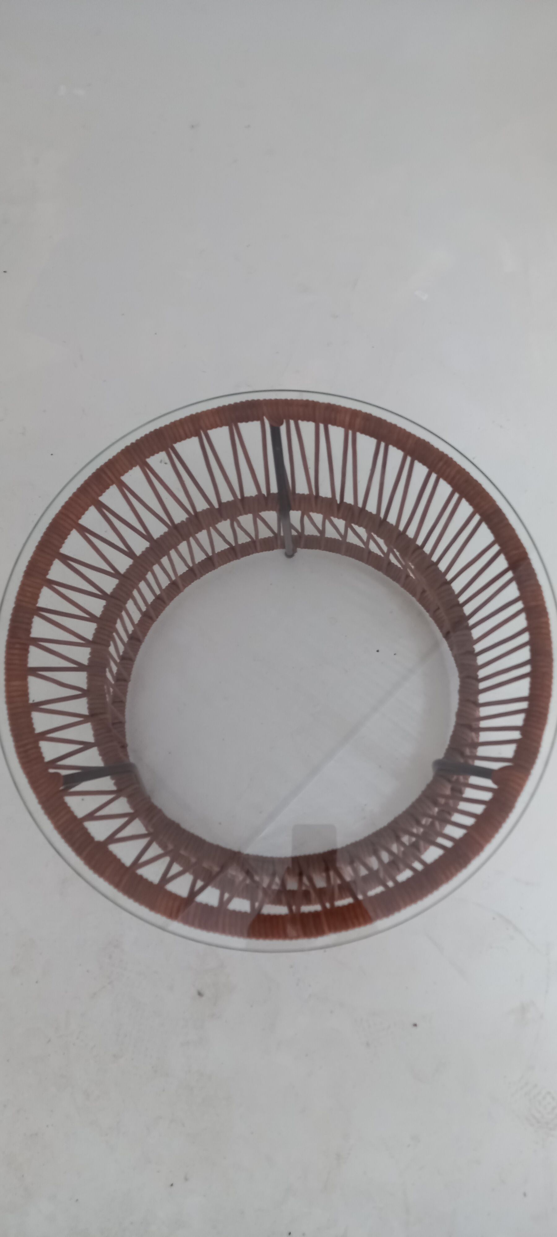 Table basse ita en cuir