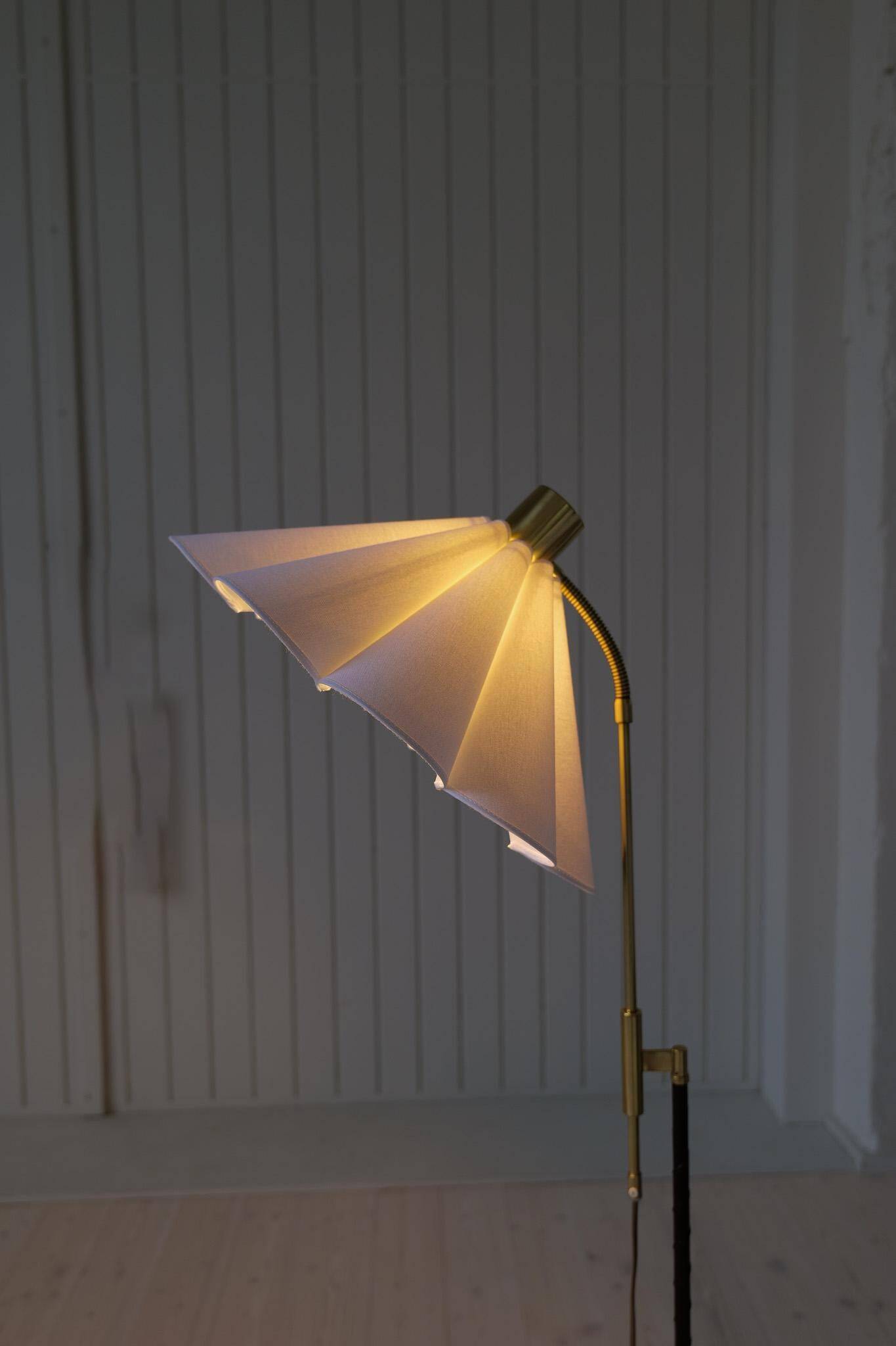 Mid-century modern floor lamp Möllers Armatur Sweden, 1960s