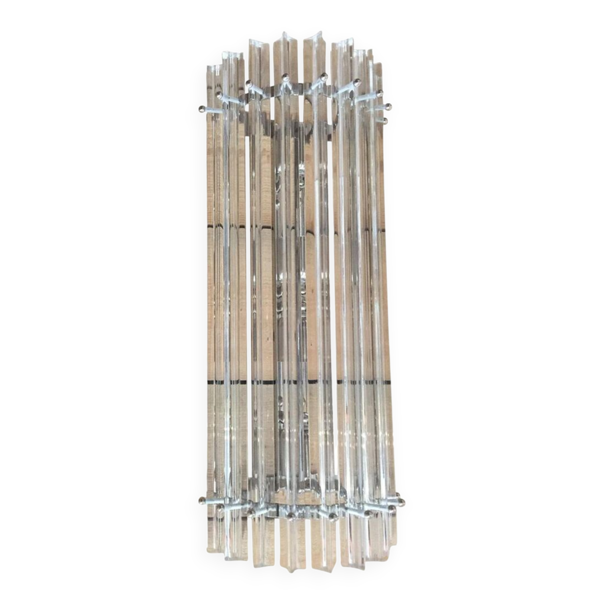Contemporary bright “triedro” murano glass wall sconce