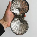 shell box in silver metal and worked glass