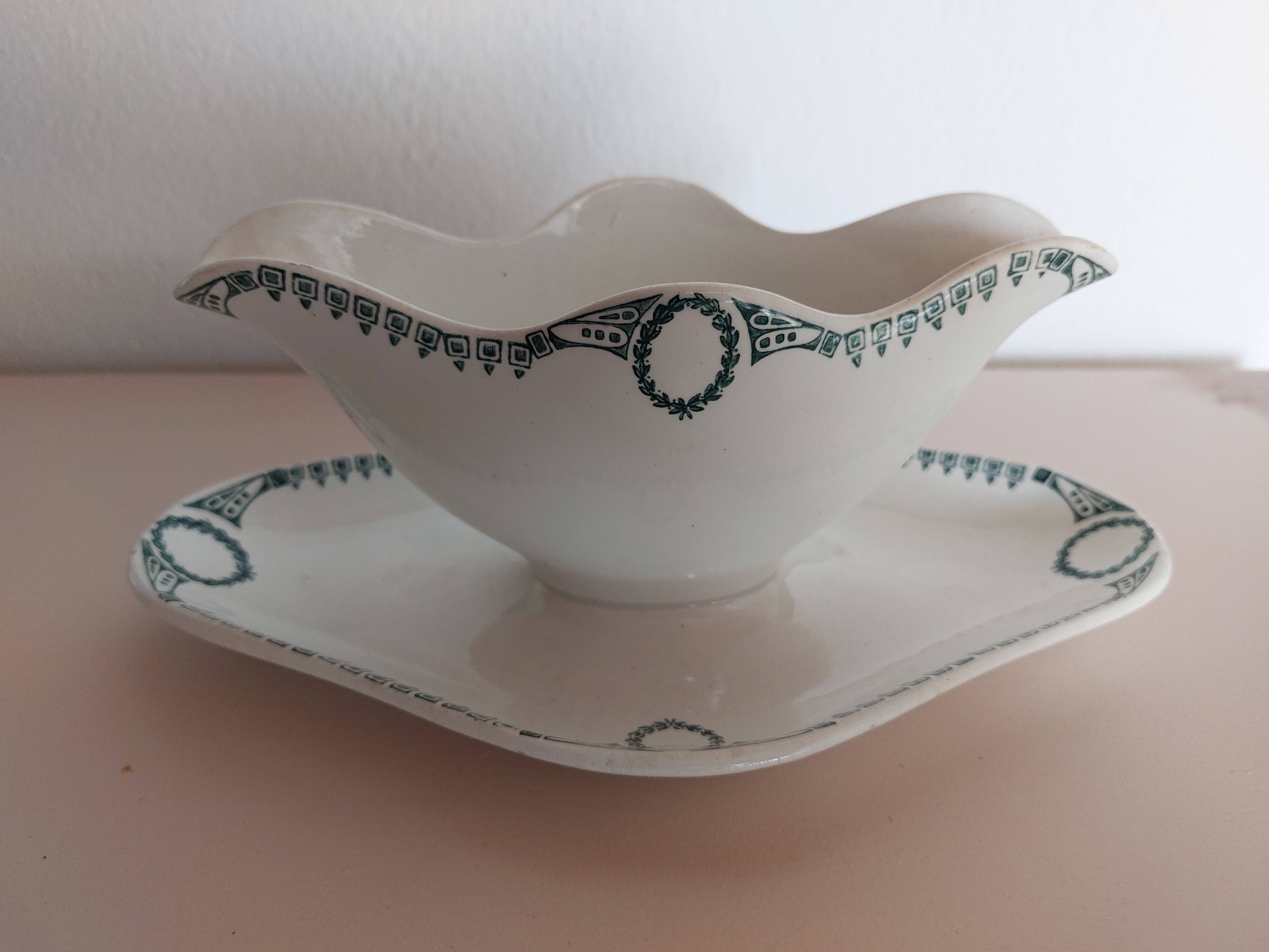 Old sauce boat from the Céranord brand