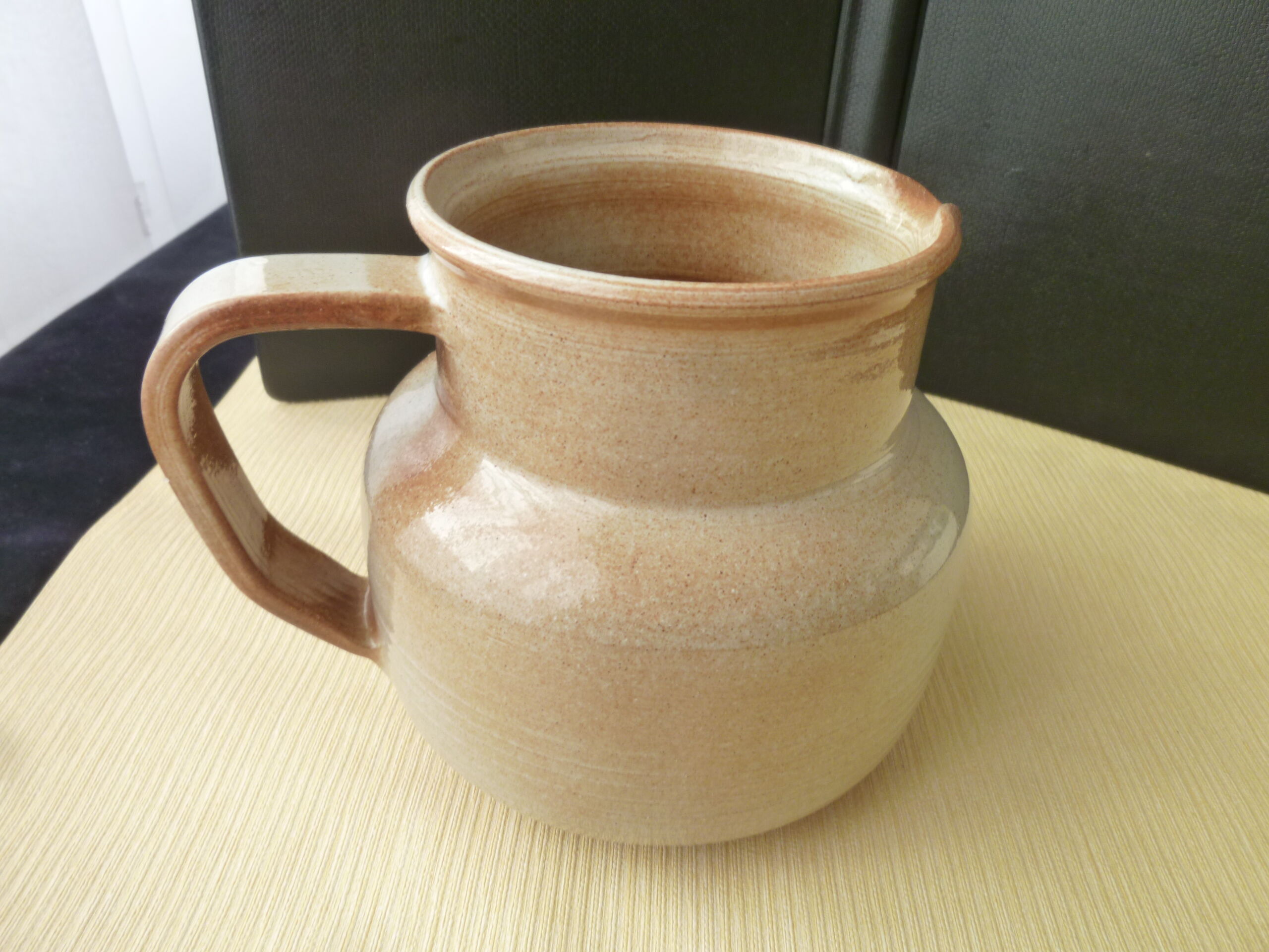 Pitcher, varnished sandstone pitcher 2 Litres