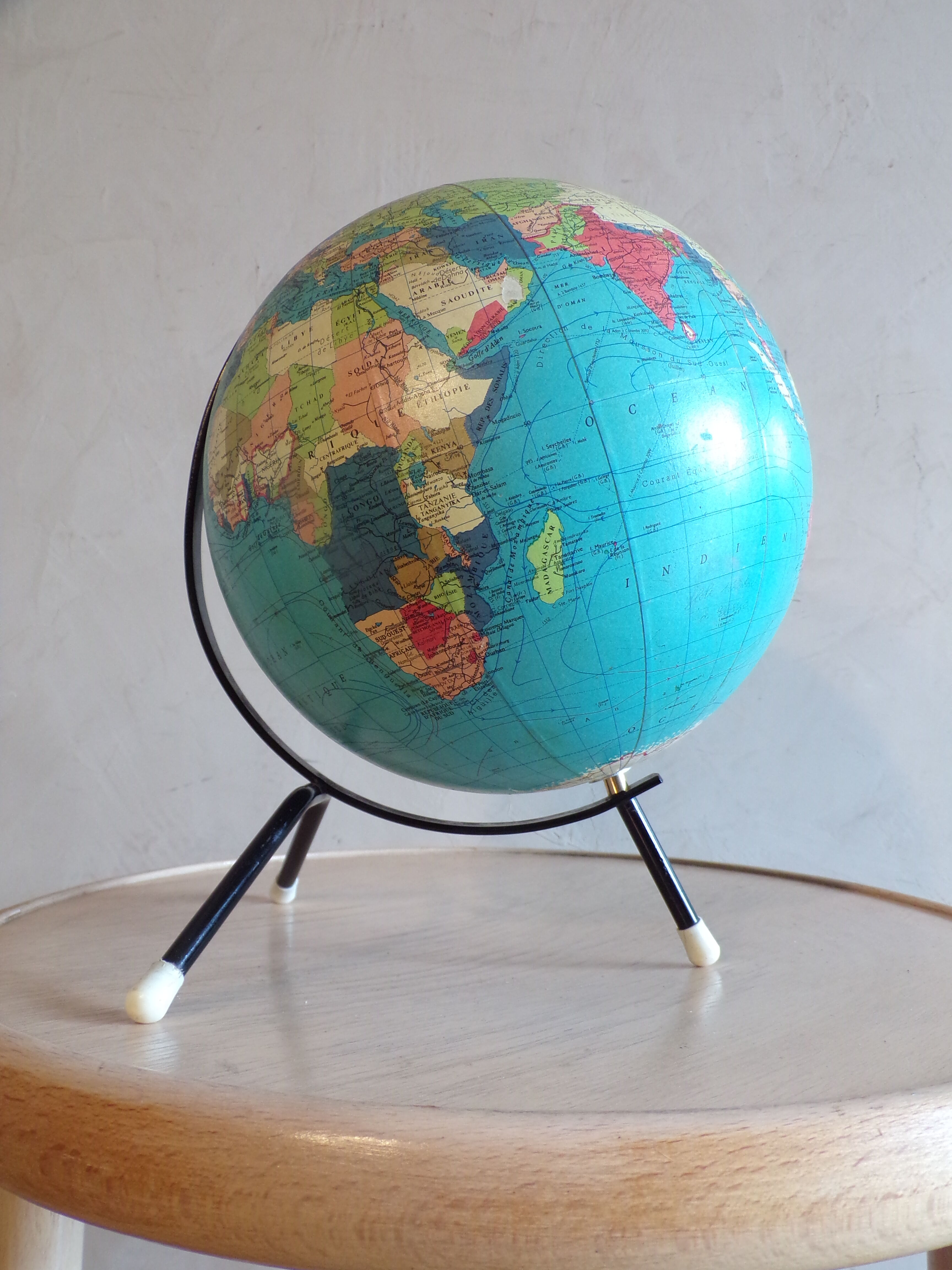 Earth globe vintage tripod