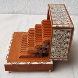 Wood cigarette box and mother-of-pearl inclusion
