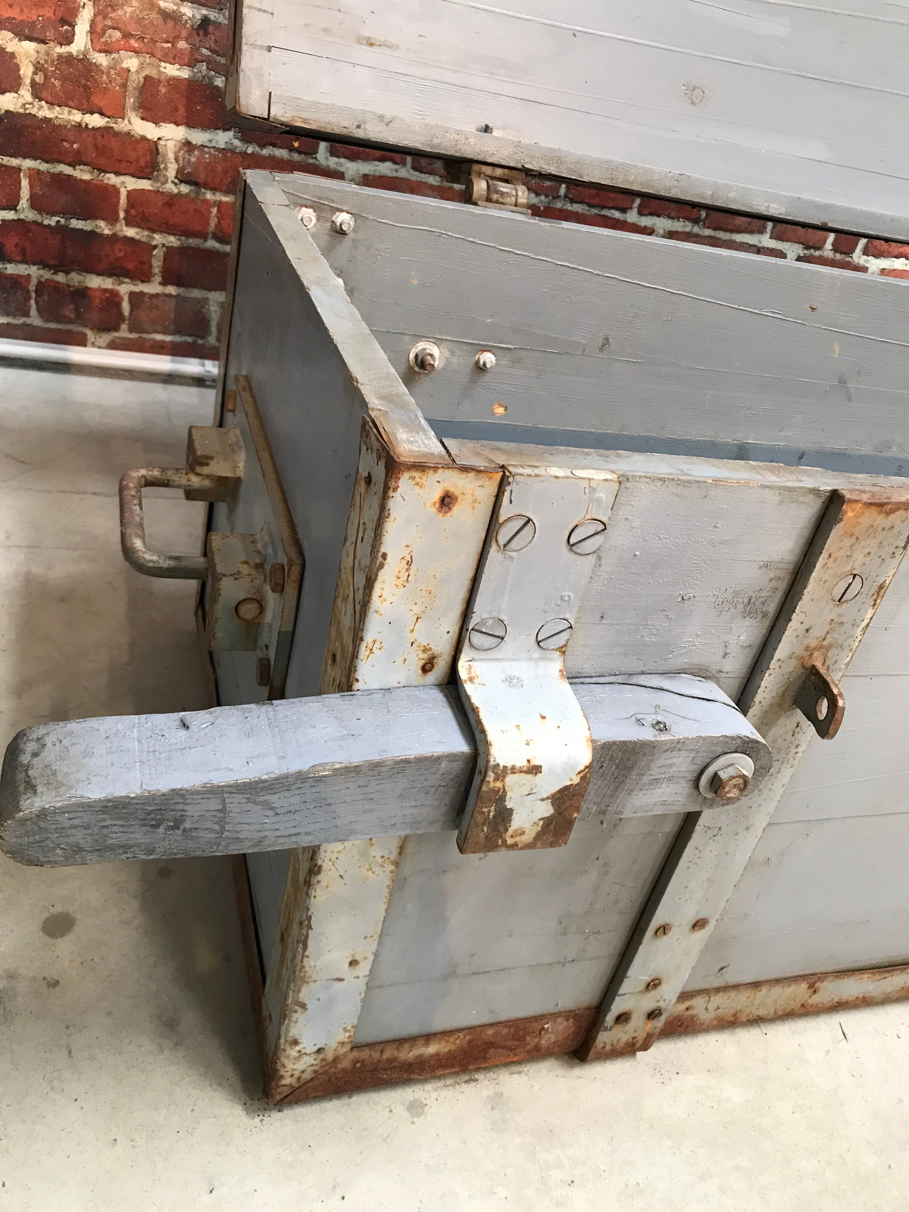 Wooden military transport trunk