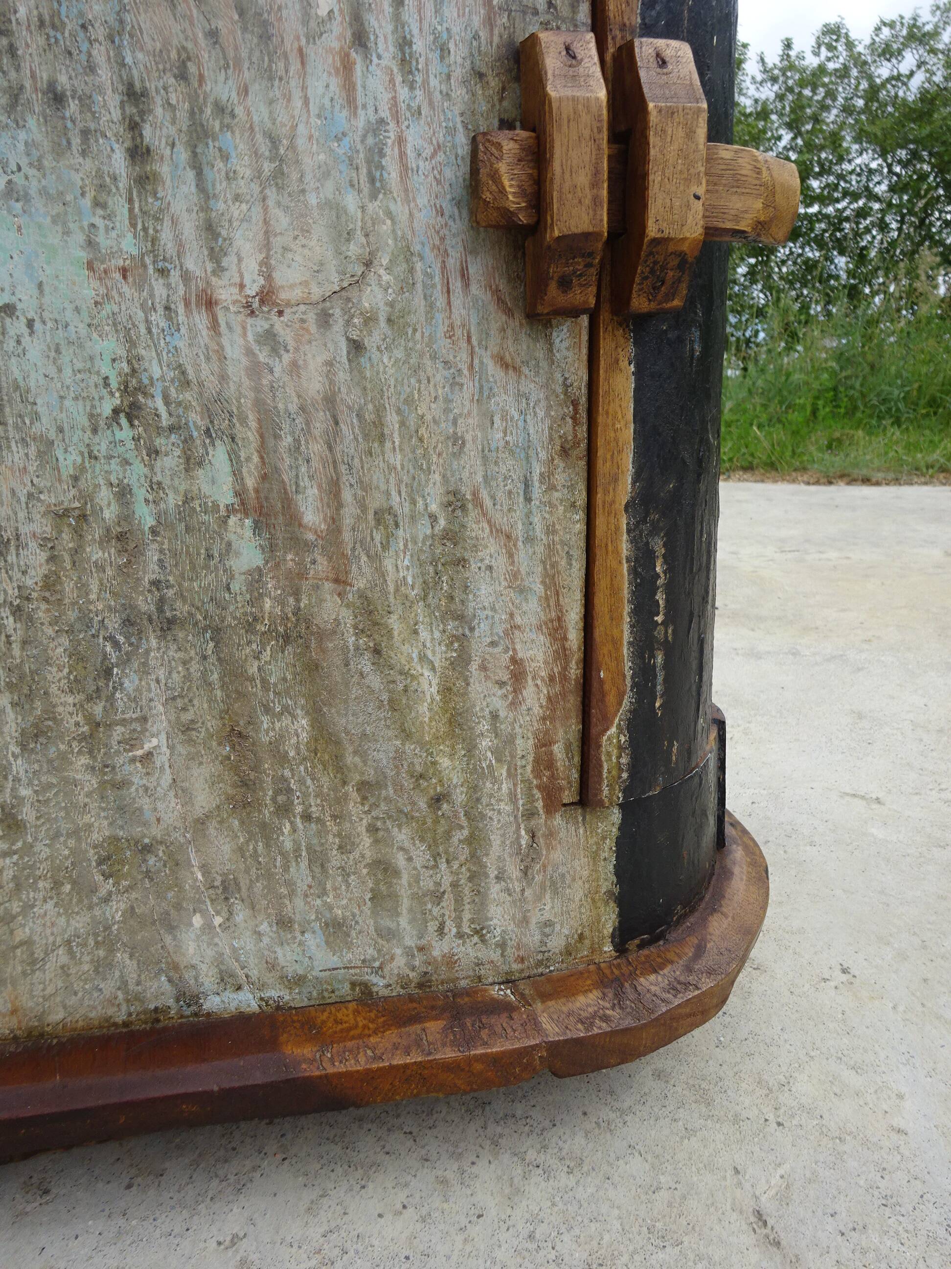 Small buffet in solid teak