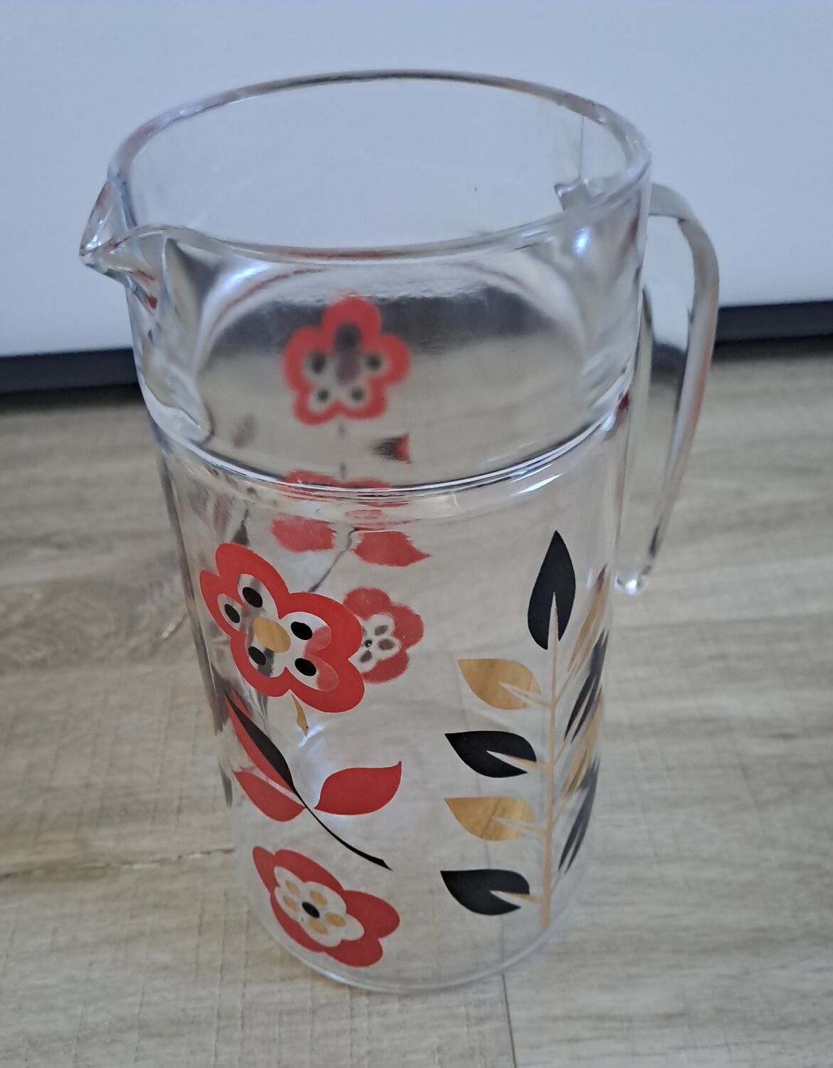 Set of glasses and vintage Luminarc decanter