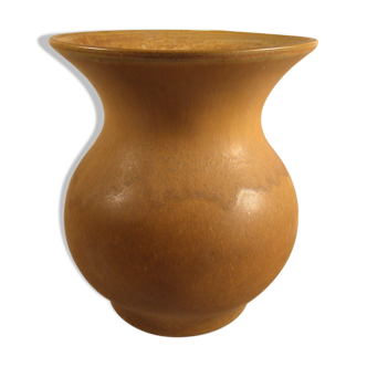 Ceramic vase from the 70s