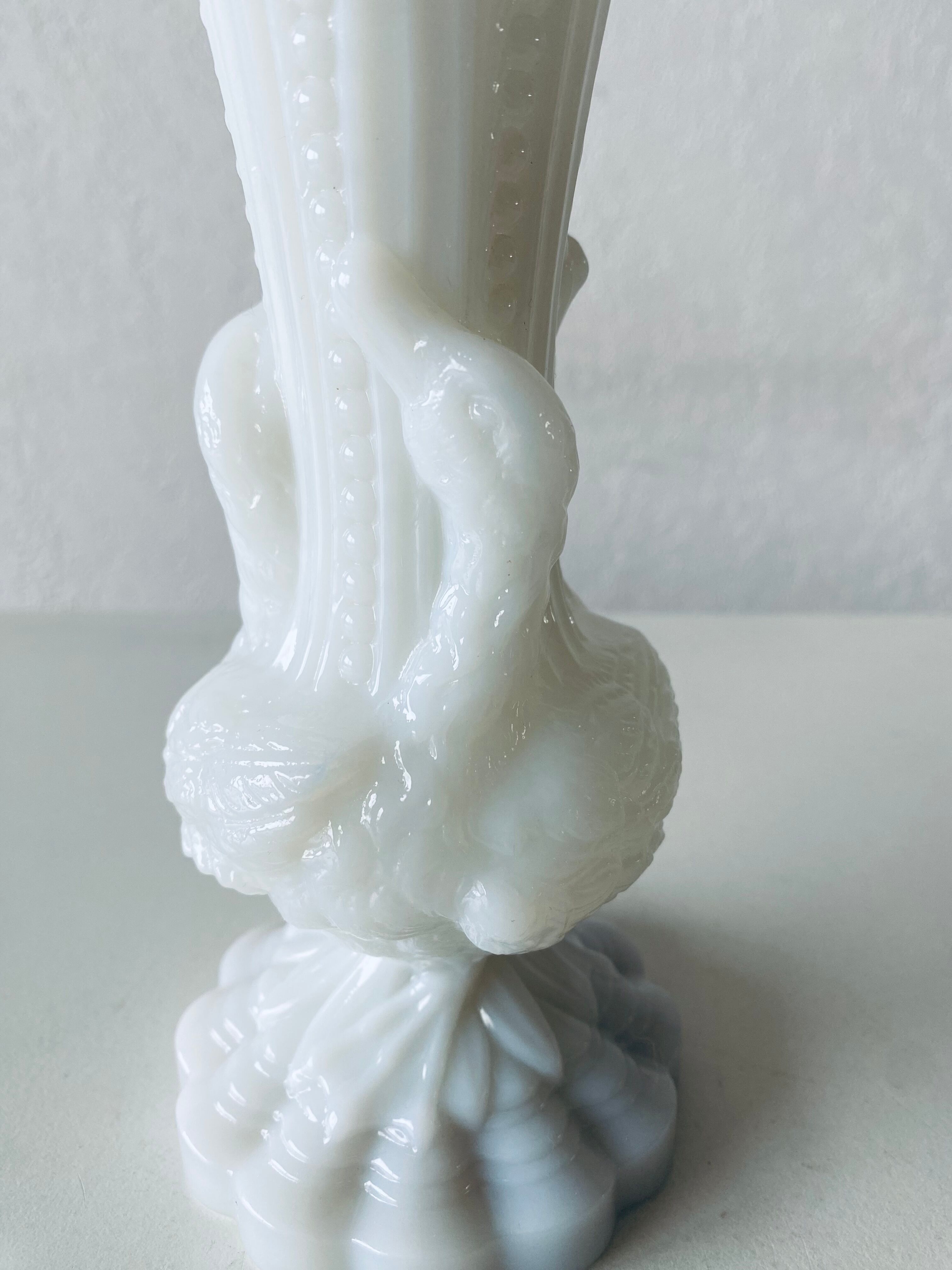 White opaline vase decoration geese