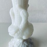 White opaline vase decoration geese