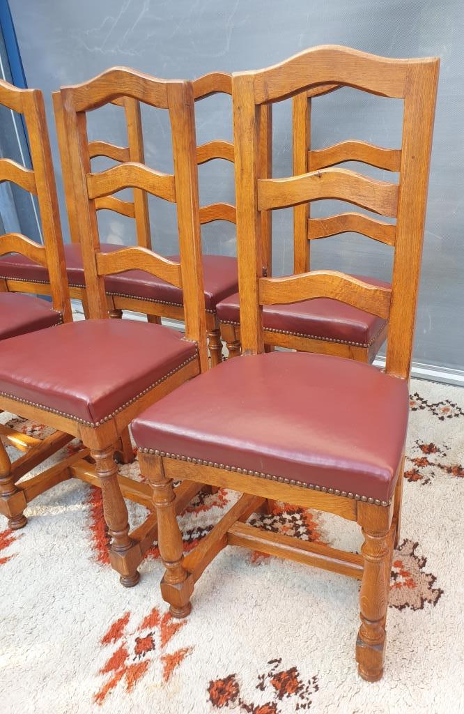 Set 6 chairs style Louis XIII VINTAGE 1980 Oak and Burgundy red leather