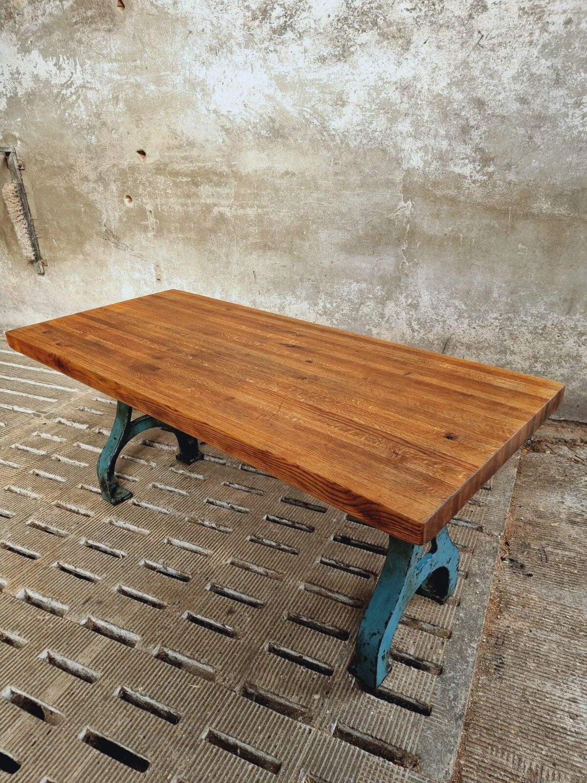 Industrial dining table oak on cast iron legs