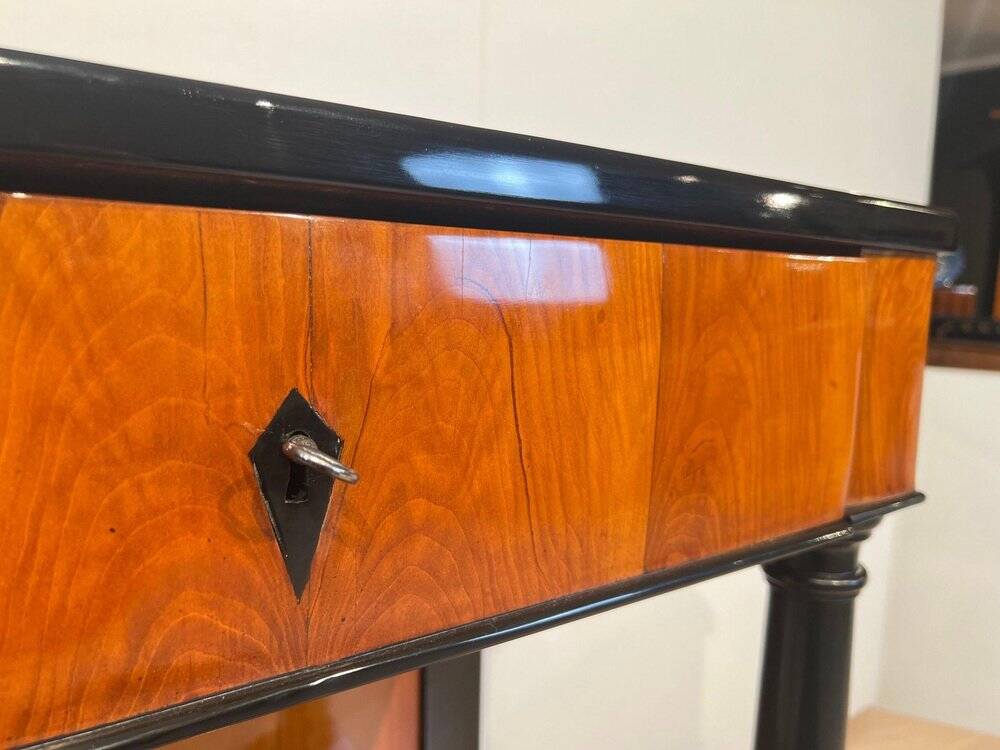 Biedermeier Console Table in Cherry Veneer, 1820