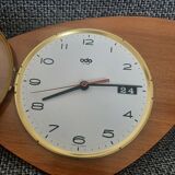 Vintage formica freeform Odo clock
