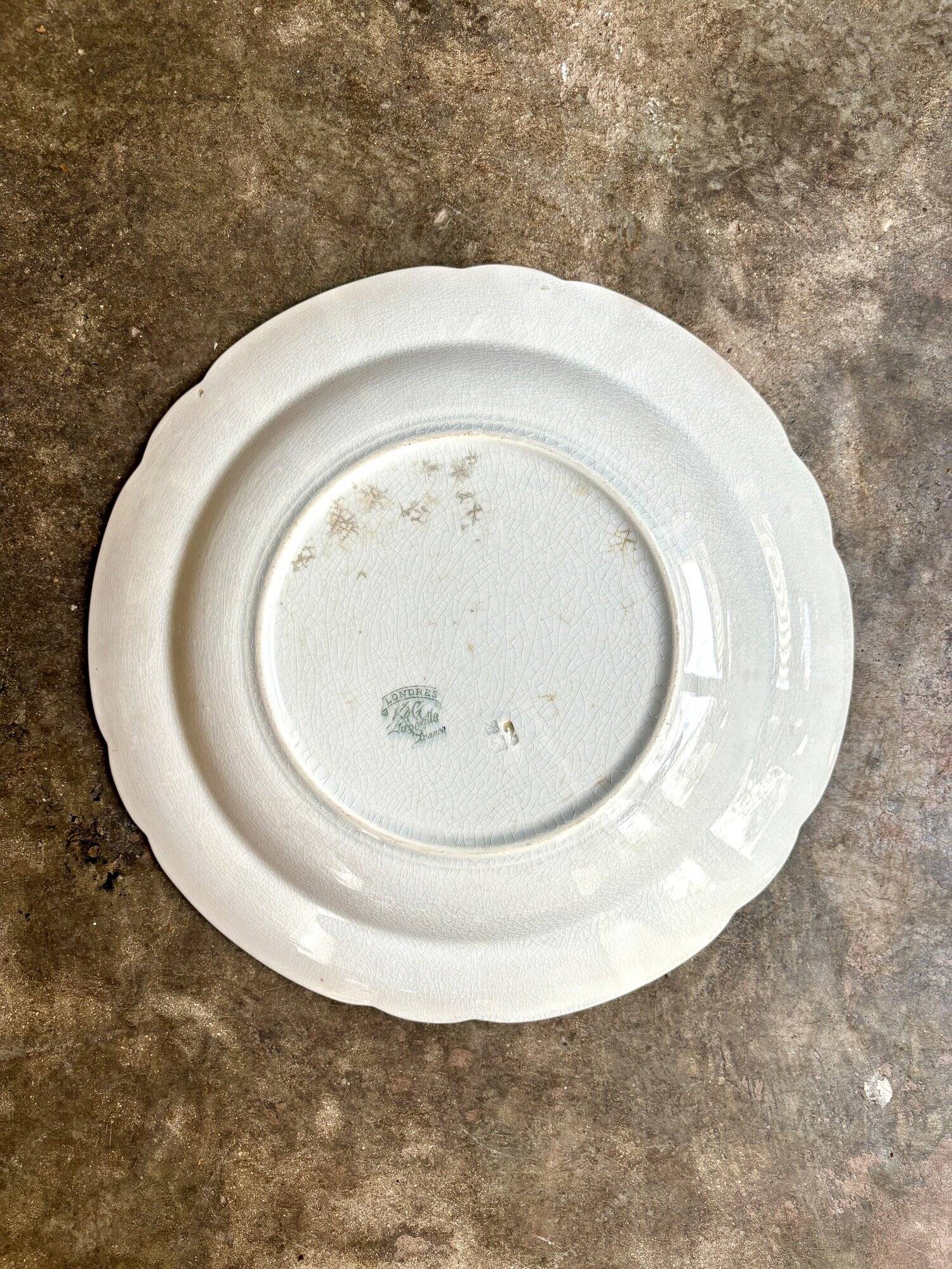 Lunéville hollow round dish in iron clay, "London" service