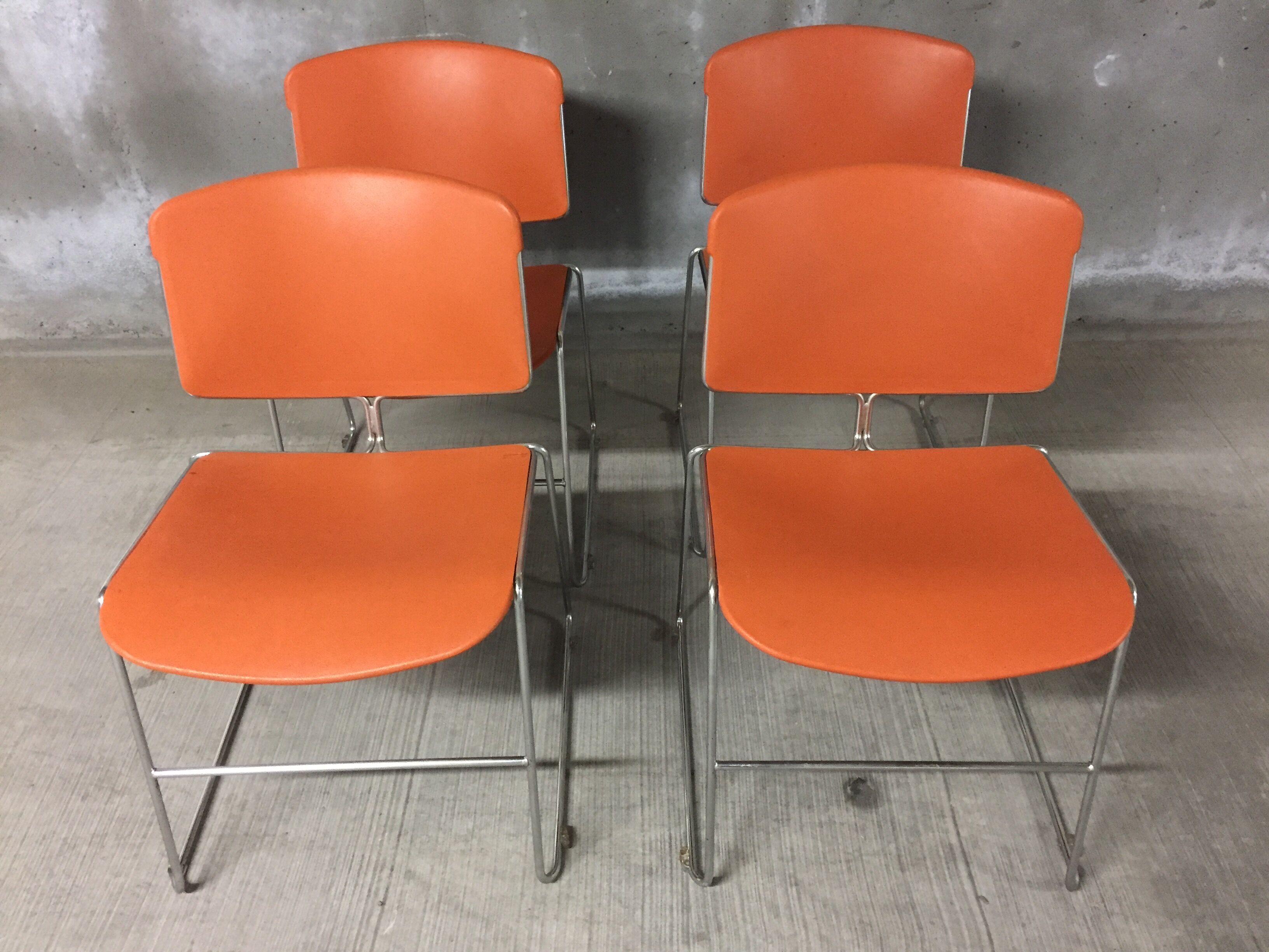 Chaises vintage signées Max-Stacker édition Steelcase des années 1970s