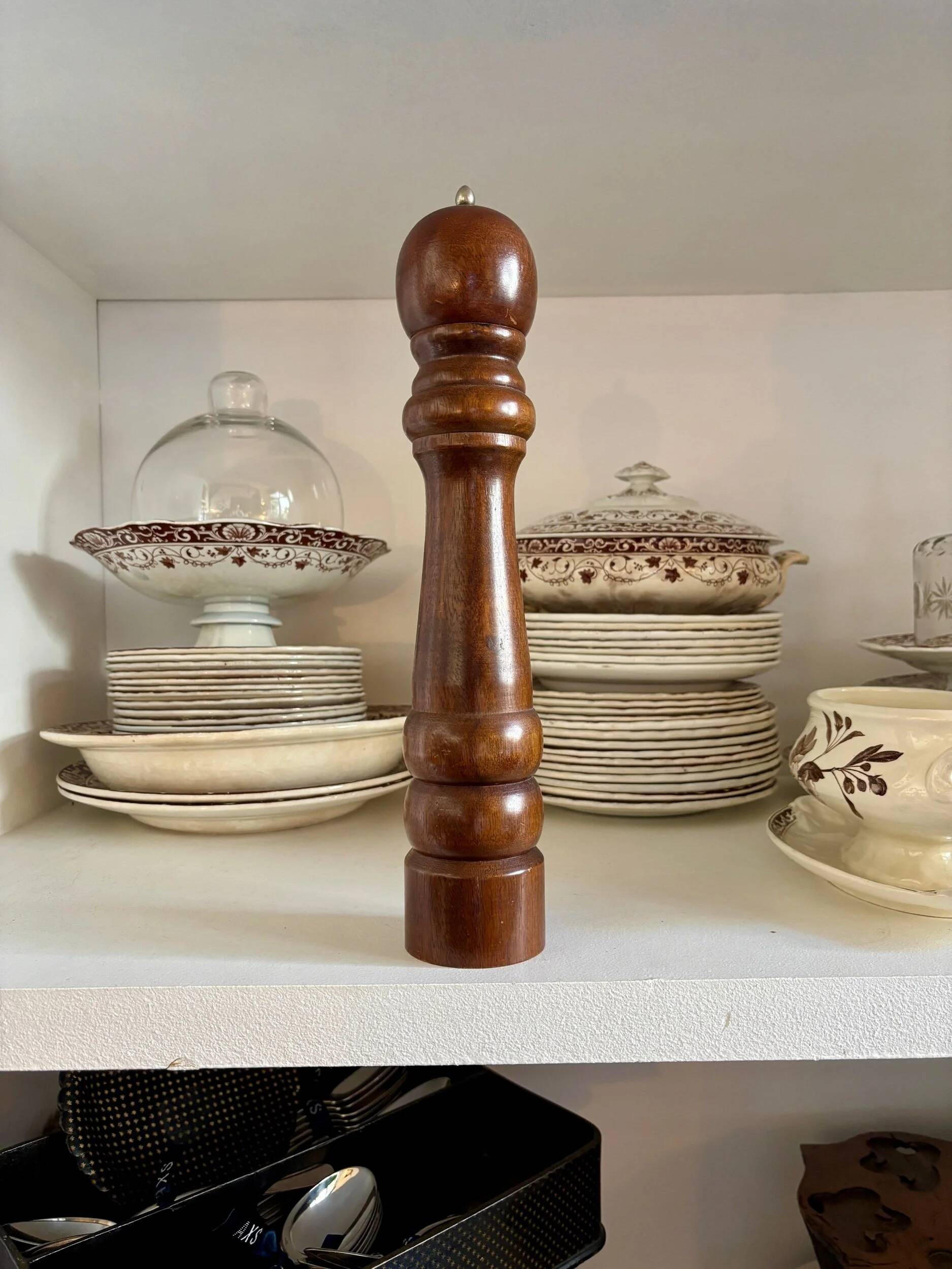 Dark Wood Pepper Mill No. 4