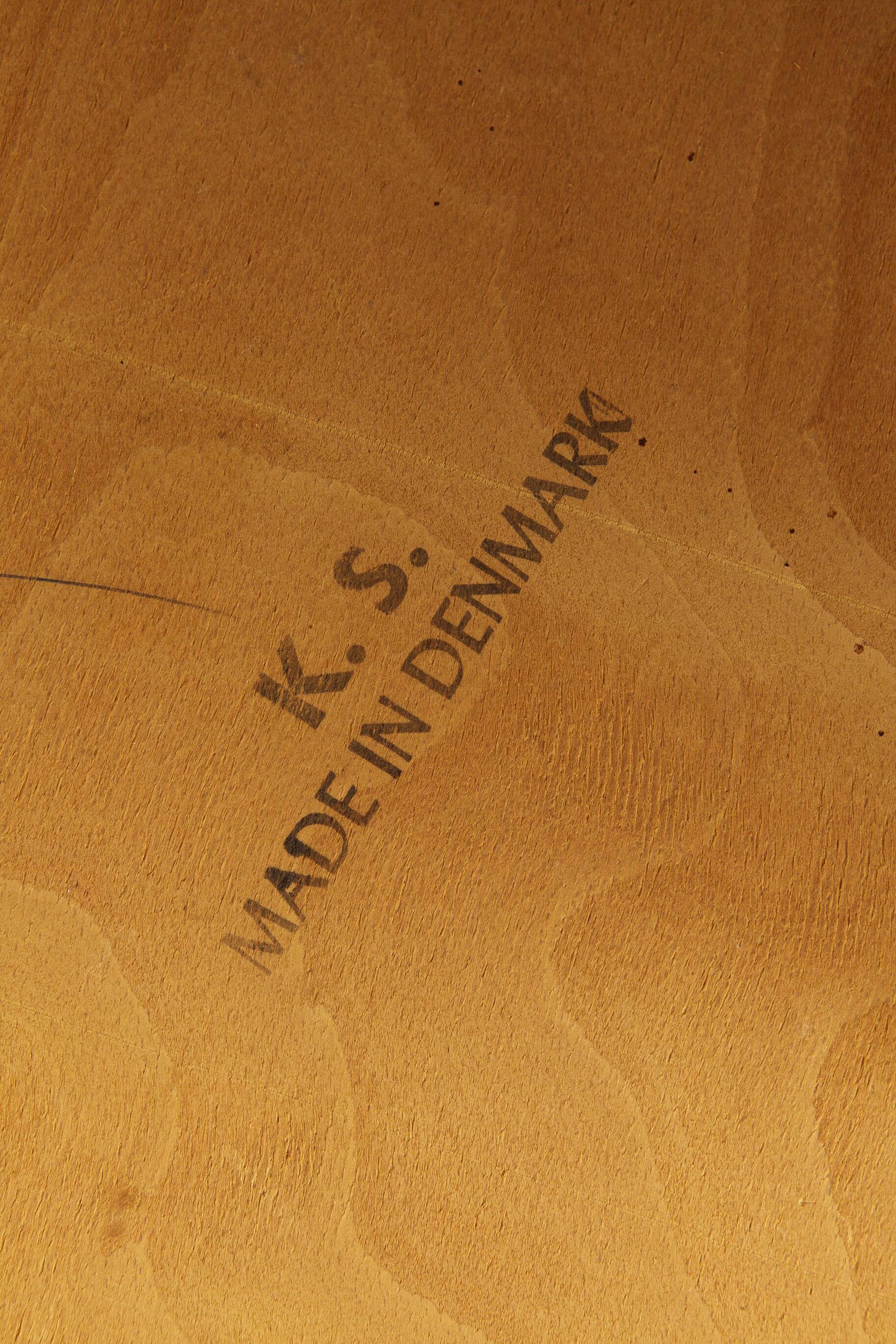 Ensemble de 4 chaises en teck Henning Kjærnulf – Design danois des années 1960 pour KS Møbler