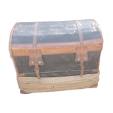 Large travel trunk with its cover