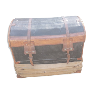 Large travel trunk with its cover
