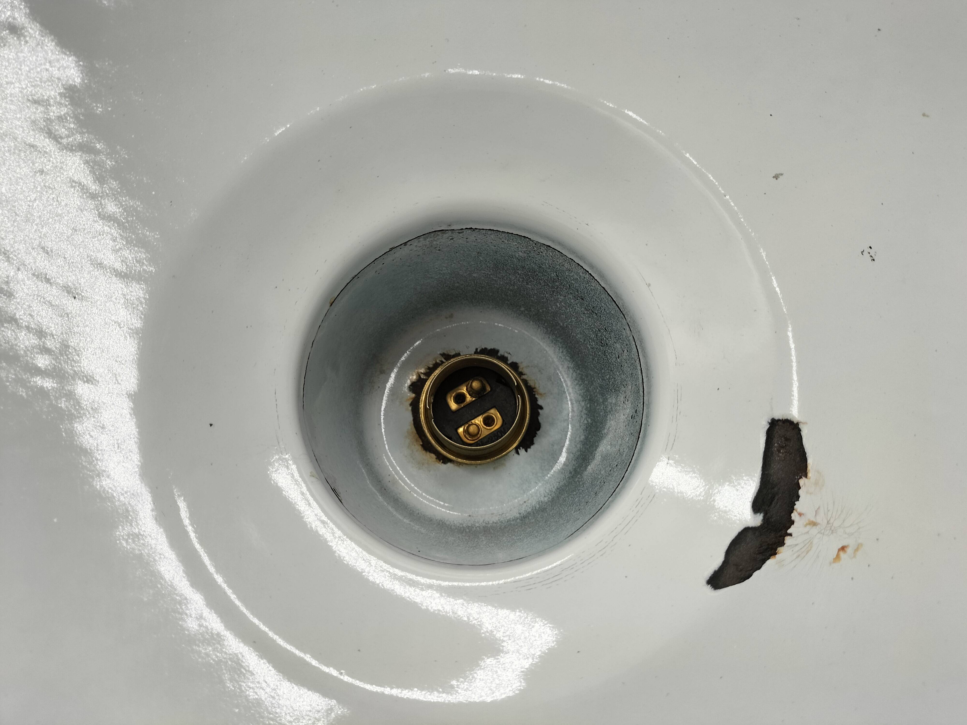 Enamelled sheet metal suspensions