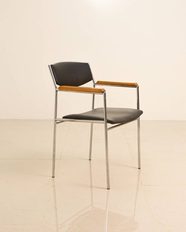 Fauteuil en cuir et bois par Gijs van der Sluis 80's