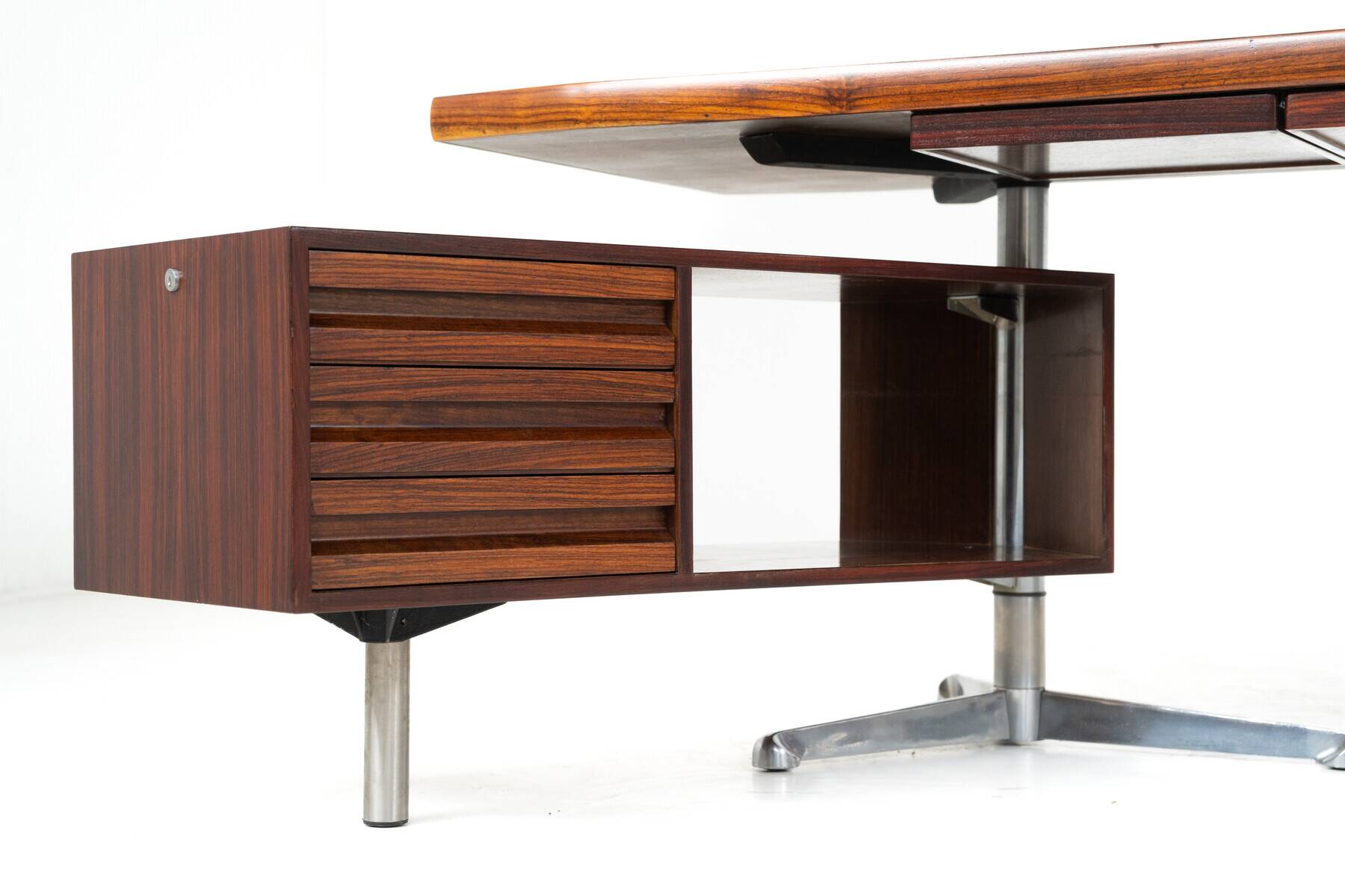 Executive Desk by Osvaldo Borsani for Tecno, Italy, 1960s