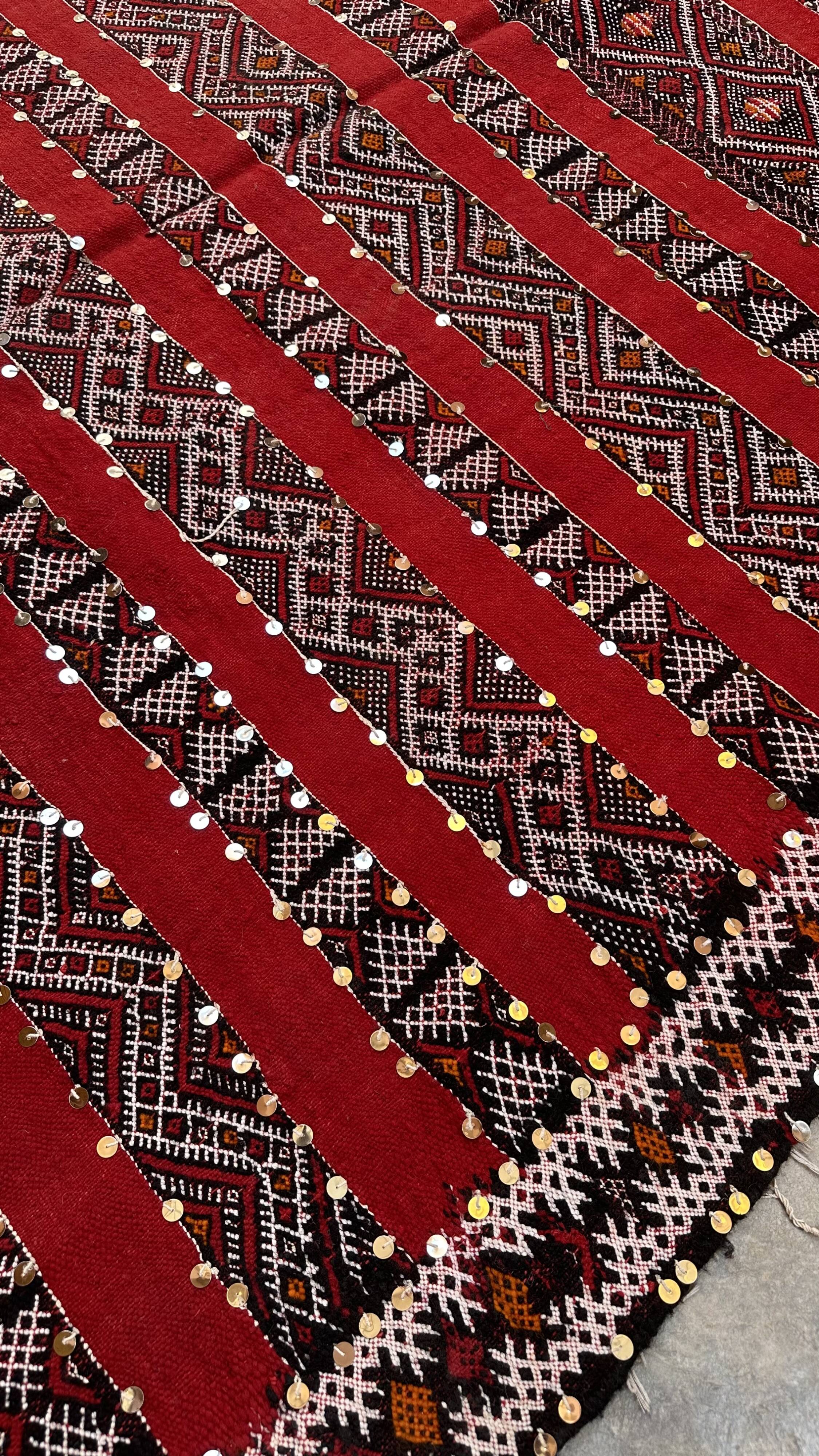 Moroccan Kilim Zemmour Rug - 302 x 173 cm