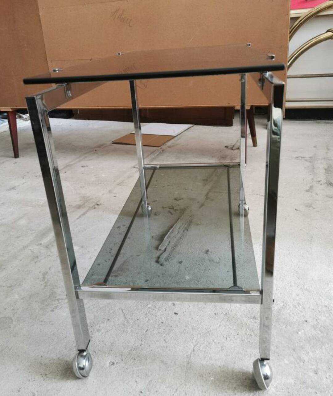 Table d'appoint, desserte, console en verre et métal chromé